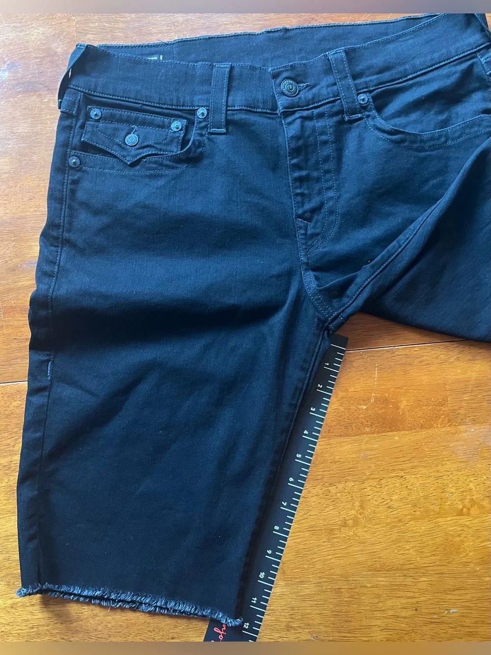 True Religion Ricky Frayed Hem Flap Shorts Size 34